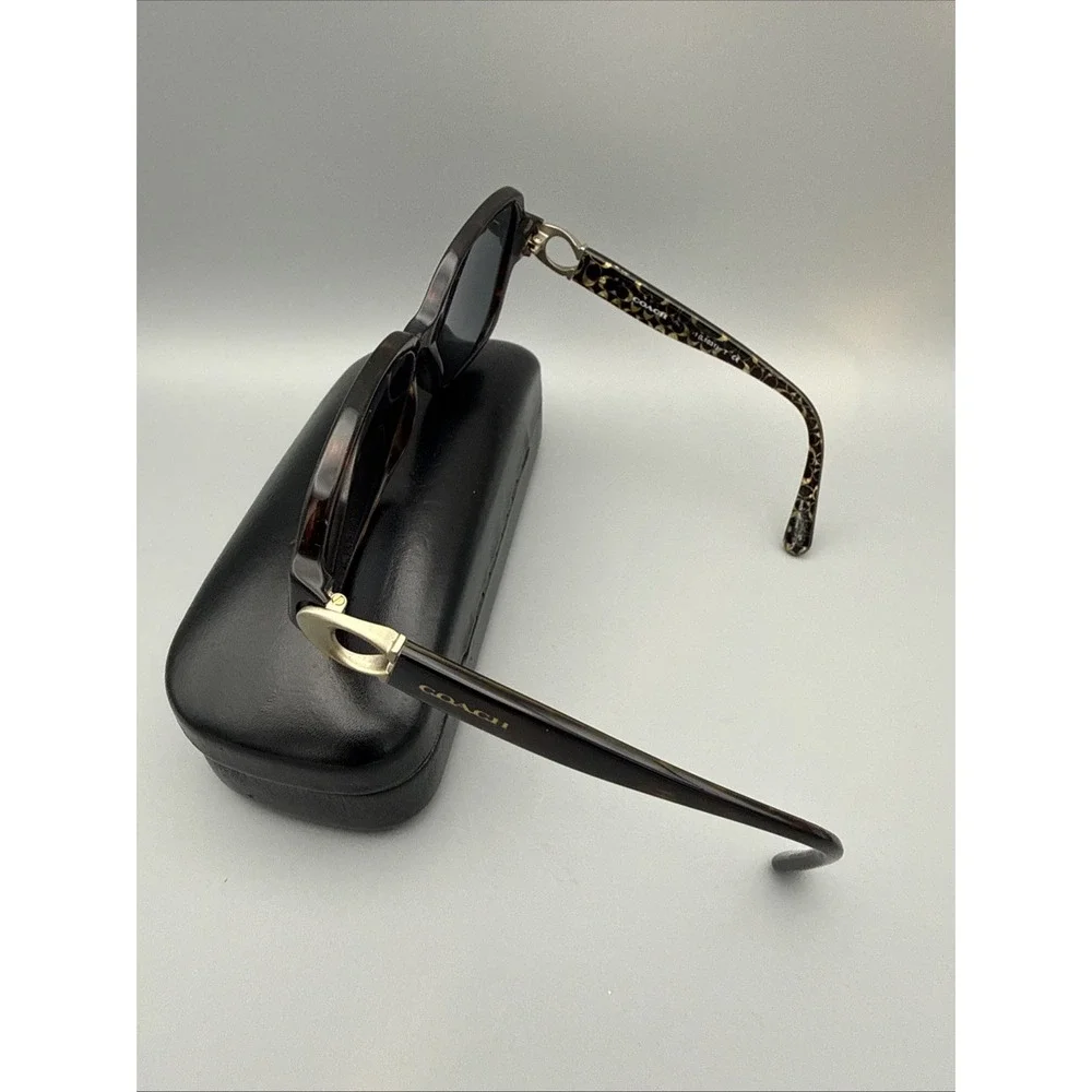 Coach HC8241 Authentic Sunglasses Dark Tortoise Brown Gradient Lens & Coach Case
